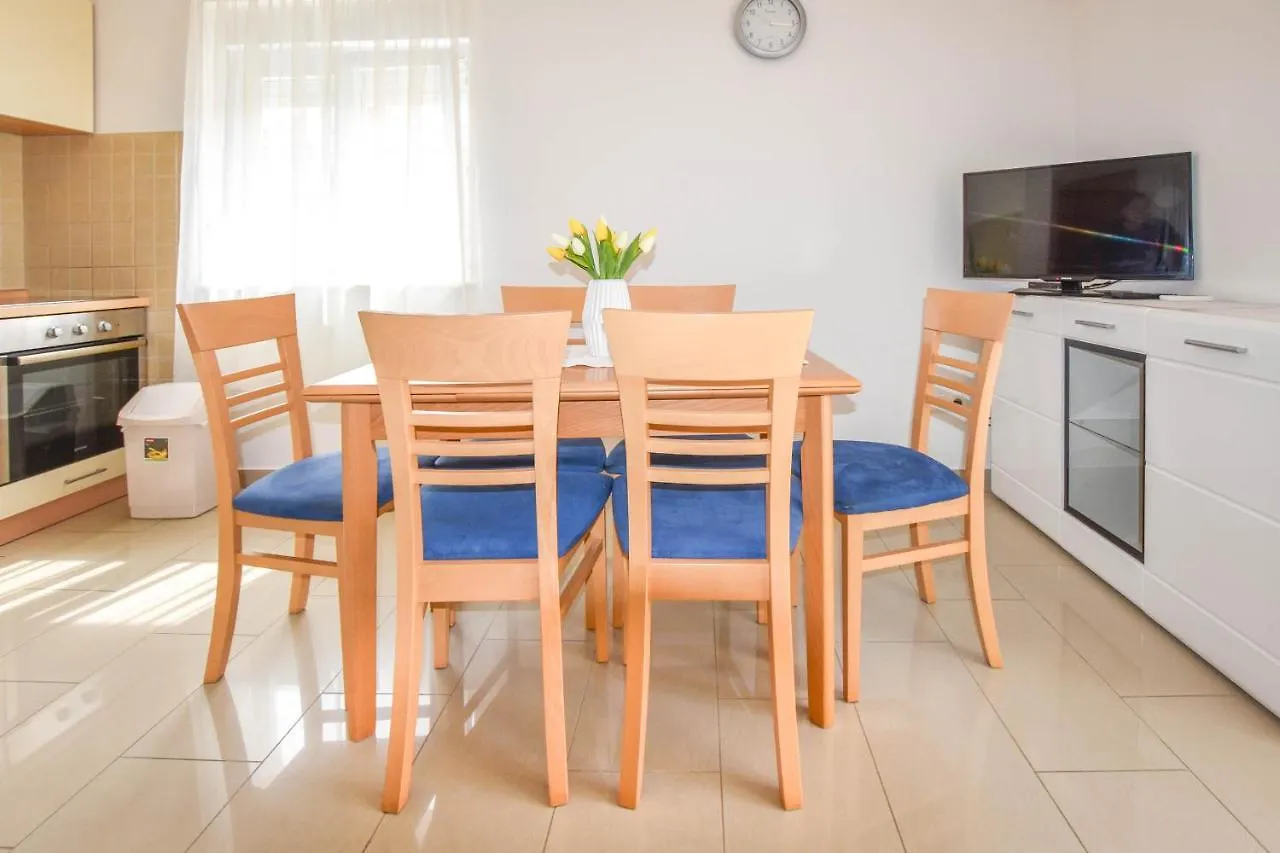 Apartment Jadranka Biograd Na Moru